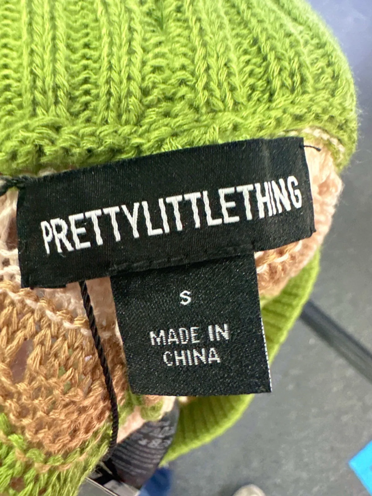 Prettylittlething Green Wave Knit Textured Mini Shorts UK S