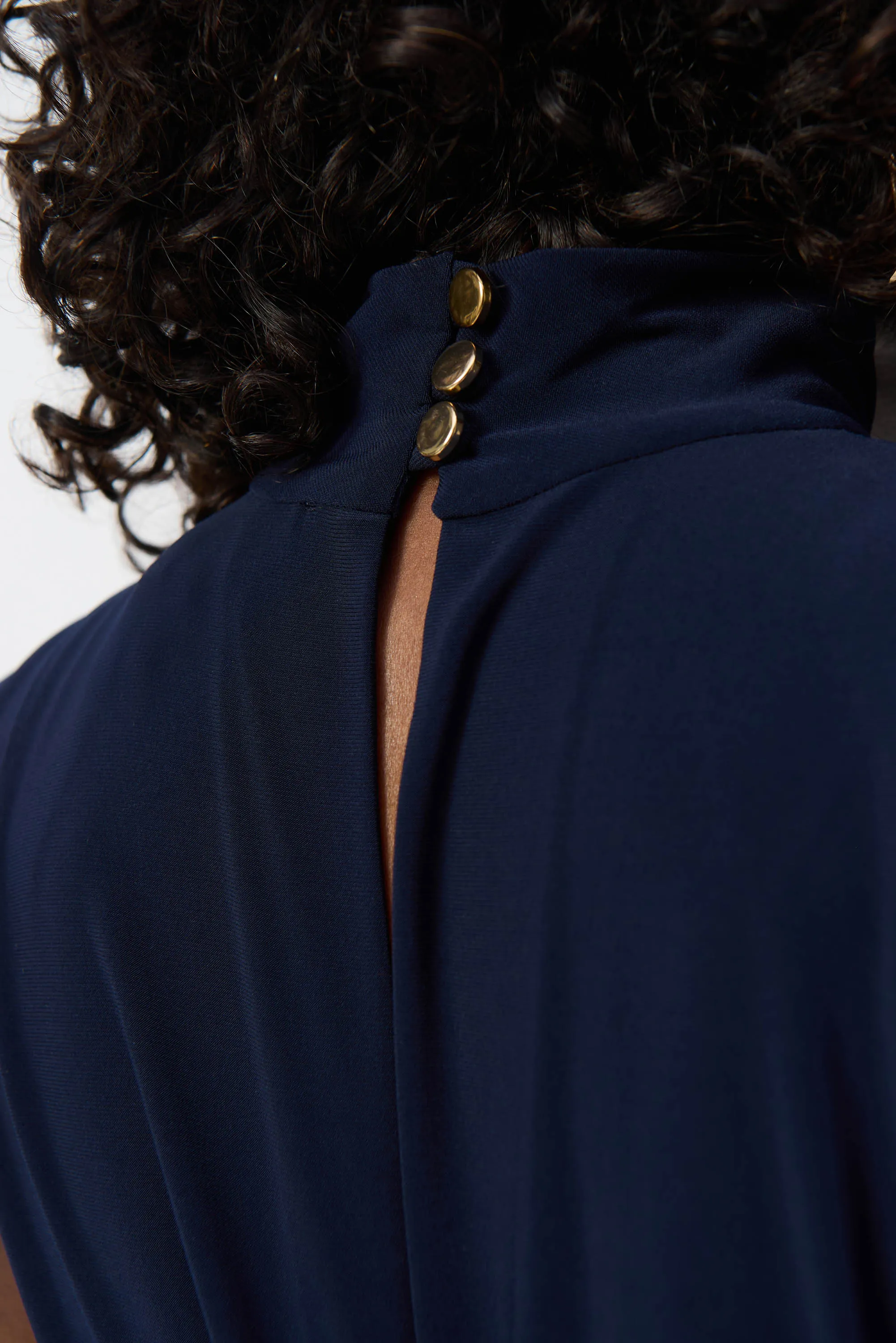Structured Shouldered Sleeveless Top <span>251022<span>